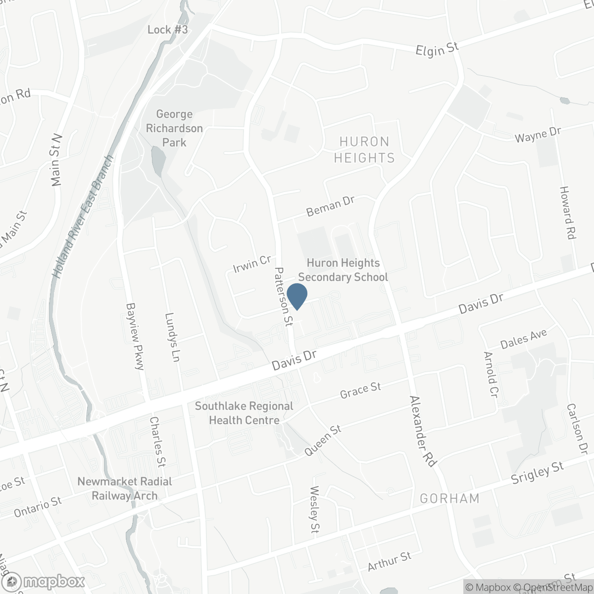 711 IRWIN CRESCENT, Newmarket, Ontario L3Y 5A4